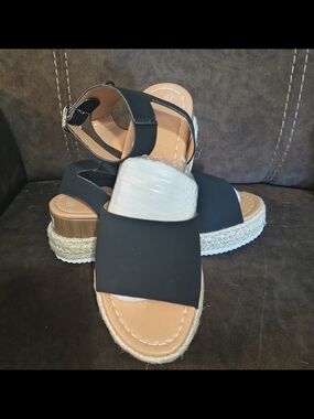 Women's Black Espadrille Platform Sandals